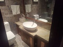 -弘安丽水温泉酒店