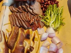 熏酱大拼盘-关东小磨东北菜(上海长风大悦城店)