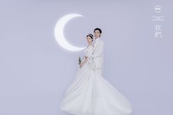-易摄影婚纱摄影工作室