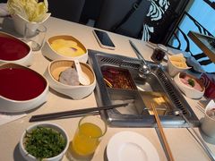 -海底捞火锅鲜切牛肉主题店(长寿路店)