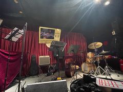 -东岸Cafe 爵士俱乐部