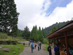 三叠泉入口处的风景-三叠泉瀑布