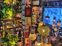 -临界音乐酒馆·小龙虾·江湖菜(华熙LIVE·鱼洞店)