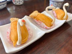 天鹅榴莲酥-北部湾鼎盛茶楼(银滩店)
