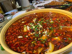 -兔行天下-鸿鹤鲜锅兔(中海国际店)