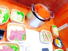 -独食火锅·半米屋台(直营总店)