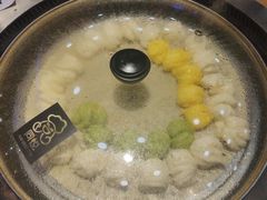 -山河屯铁锅炖(哈西站店)