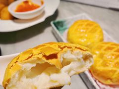 酥皮水牛奶菠萝包-陶陶居酒家(海岸城店)