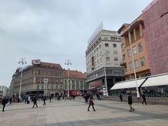 -耶拉契奇总督广场