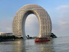 -湖州太湖旅游度假区-月亮广场