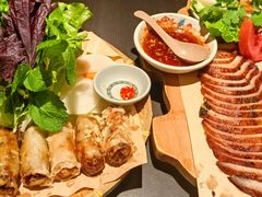 -大头虾越式风味餐厅(光明广场店)