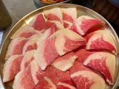 -草家酱蟹炭火烤肉店(珲春南路一店)