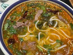 -云阿蛮云南生烫牛肉米线(奉贤路店)