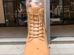 -王府井奥莱临潼小镇(临潼店)