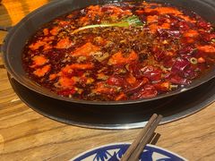 -旧街市鲜货老火锅(大光路店)