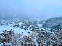 -白川乡与五箇山的合掌构造村落