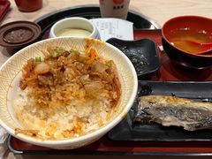 -食其家·牛丼咖喱(中山公园地铁站店)