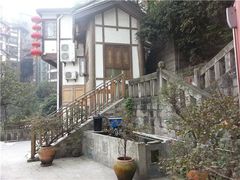 -屋顶顶城市·江景酒店-客房部