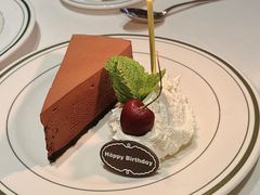 巧克力慕斯蛋糕配自制奶油-Wolfgang’s Steakhouse 沃夫冈牛排馆(上海白玉兰广场店)