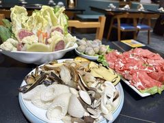 -野菌皇海景野生菌火锅(滨海大道店)
