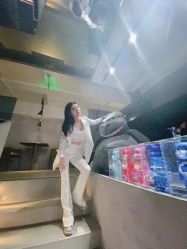 点击看大图 -CE·专业蛋白•羽毛接发·潮色烫染品牌店