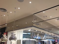 -俏凤凰(美林M·LIVE天地东座店)