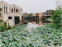 -上海怡沁园度假酒店