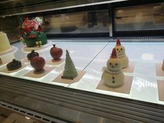 -Fridi Patisserie Cafe