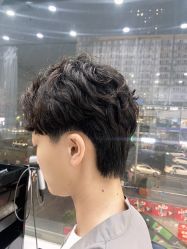 -1983 Hair Salon