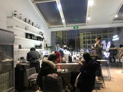 -UNI UNI(环亚凯瑟琳店)