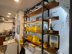面包甜点陈列柜-唐咖精品咖啡(大理古城手冲店)