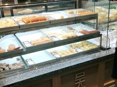 面包甜点陈列柜-吴越糕享(常熟万达店)