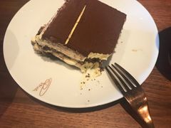 -星巴克(港汇1号办公楼店)