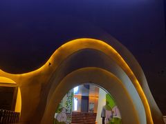 -涨巢·潮玩水疗局