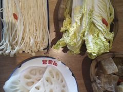 -贤合庄卤味火锅(顺城店)
