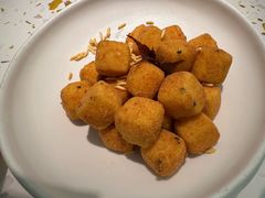 -大树餐厅(环球港店)