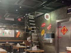 -肥汁米蘭香港米线(定西路店)