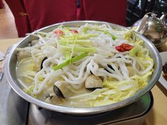 明炉卜卜蚬-吉莲利苑海鲜酒家(珠海拱北29年老字号店)