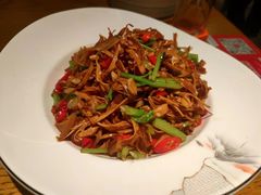 -爱碗亭·鲜炒湖南菜(壹城中心店)