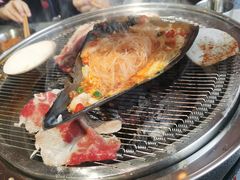 -围炉肉舍•炭烤活鳗•丹东海鲜烤肉(步行街店)