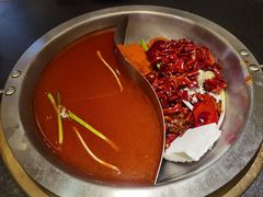 -沸炉重庆老火锅(军事博物馆店)