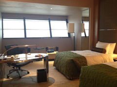 iphone_upload_pic-上海滴水湖皇冠假日酒店