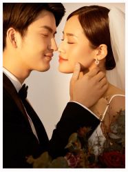 -易摄影婚纱摄影工作室