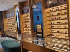 -茂昌眼镜(南京东路店)