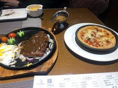 -戈尔登酒店·满堂彩咖啡厅