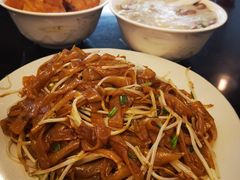 炒河粉（斋）-伍湛记 · 广州老字号(龙津中路店)