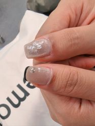 -荷茉里美甲美睫