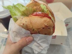 -必胜客(云和宅急送店)