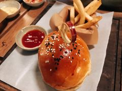 经典牛肉汉堡-EN SPACE恩空间