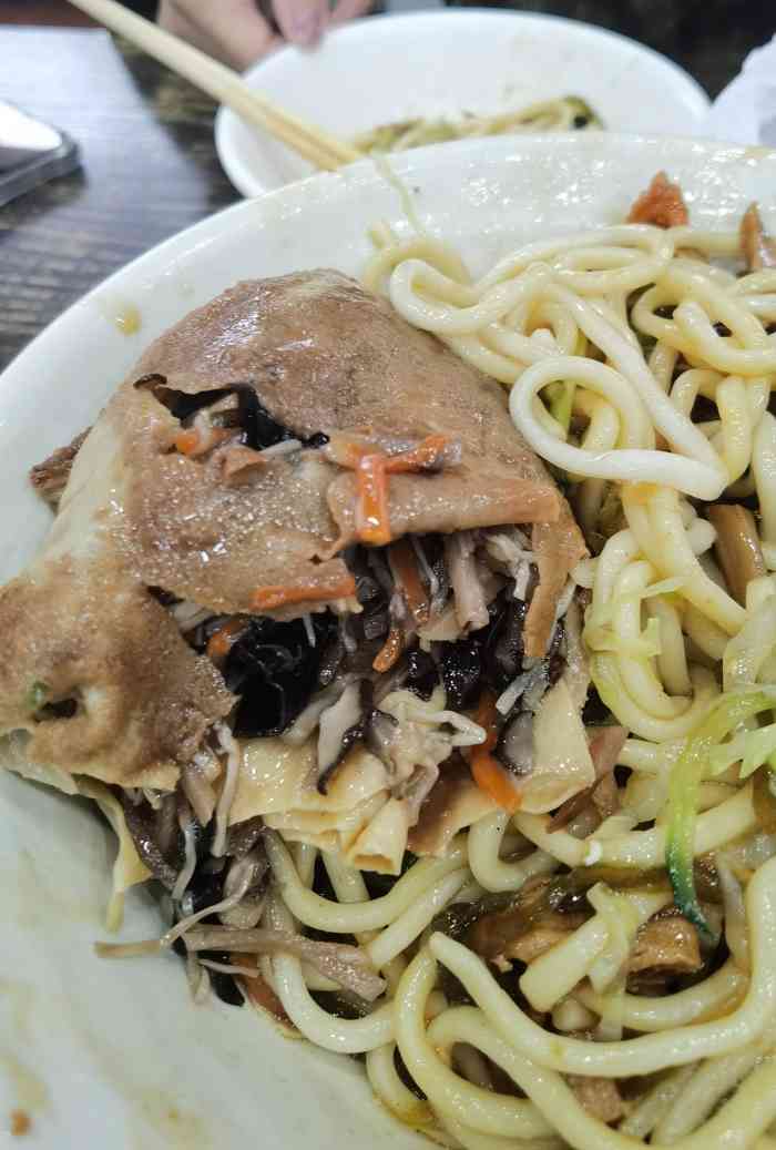 小西关传统面馆(西湖道店)-"【地理位置】西湖道风荷园1号楼底商 很好